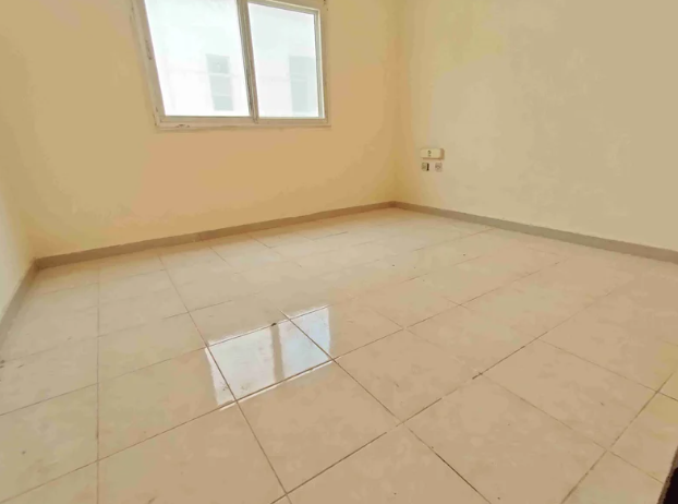 Low Price Big Size Closed Hall 1 Bedroom
