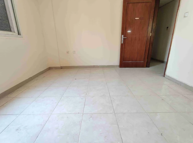 Low Price Big Size Closed Hall 1 Bedroom