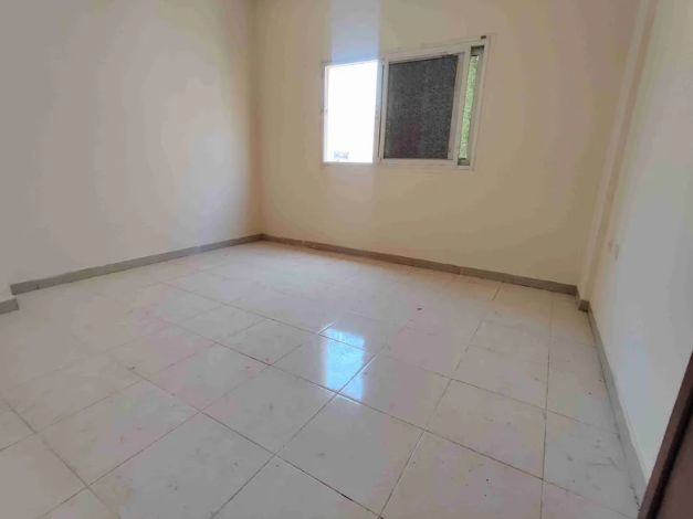 Low Price Big Size Closed Hall 1 Bedroom