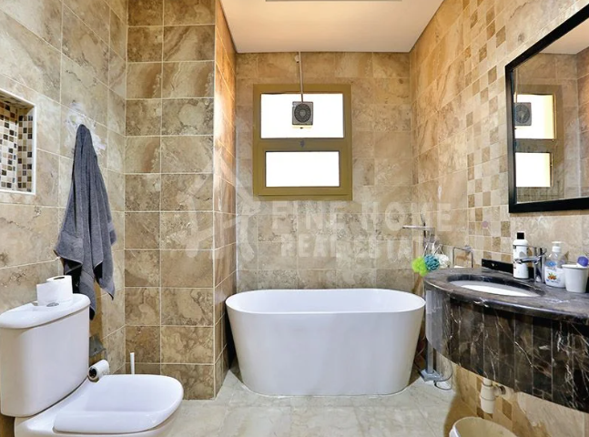 For Sale | Luxury 3Villas Compound | Garden | Majlis | Elevator